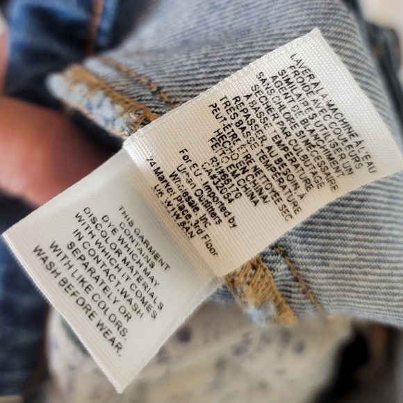 WE THE FREE FRONT POCKET BUTTON FRONT DENIM SKIRT, SZ 31 - Picture 13 of 13